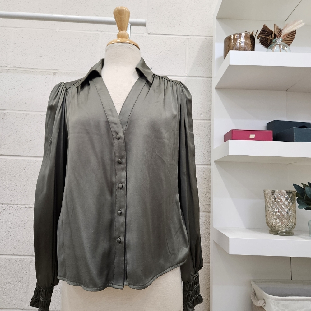 Satin Blouse with Collar and Gathered Cuffs